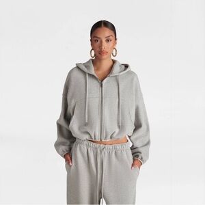 NWT KBB BY Kahlana Women's gray  “the Zip-Up Hoodie” cropped size M & S avail